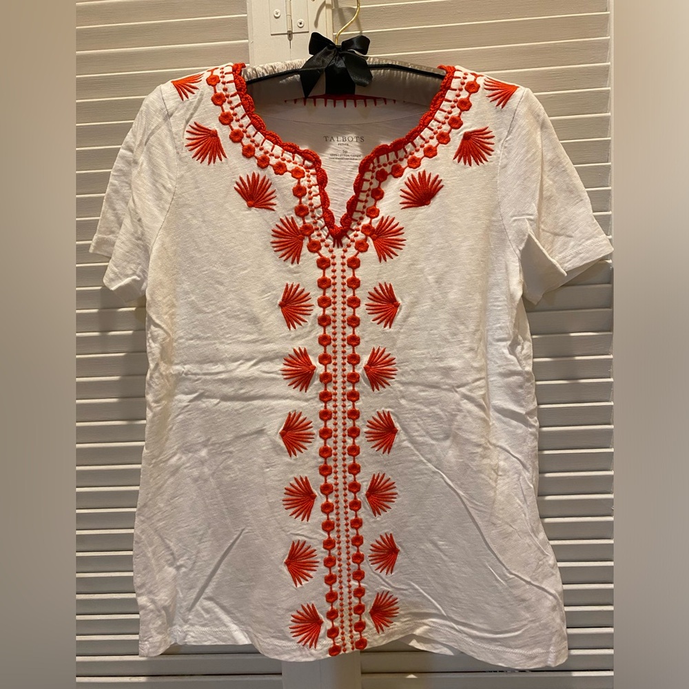 Talbots cotton top with reds embroidery